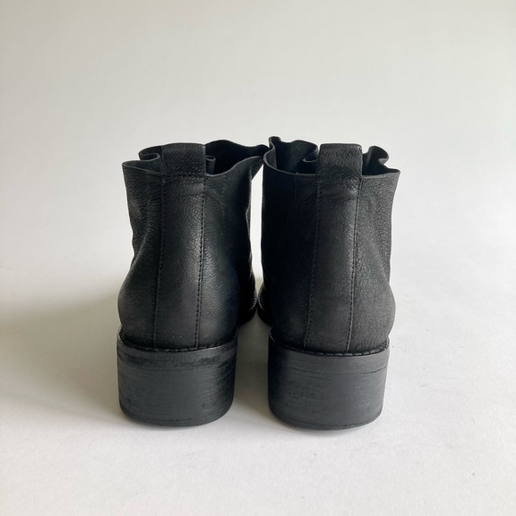 Eileen Fisher Black Genuine Leather Elastic Band Booties size 7 - Picture 8 of 13